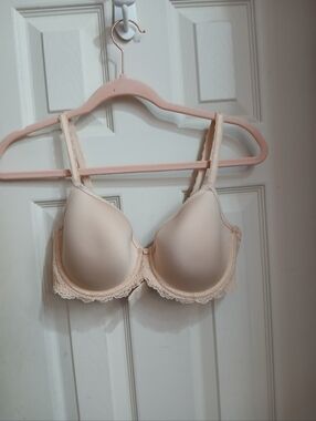 Wacoal 36C Bra Beige Seduction Spacer T Shirt 853255 Underwire Back Closure